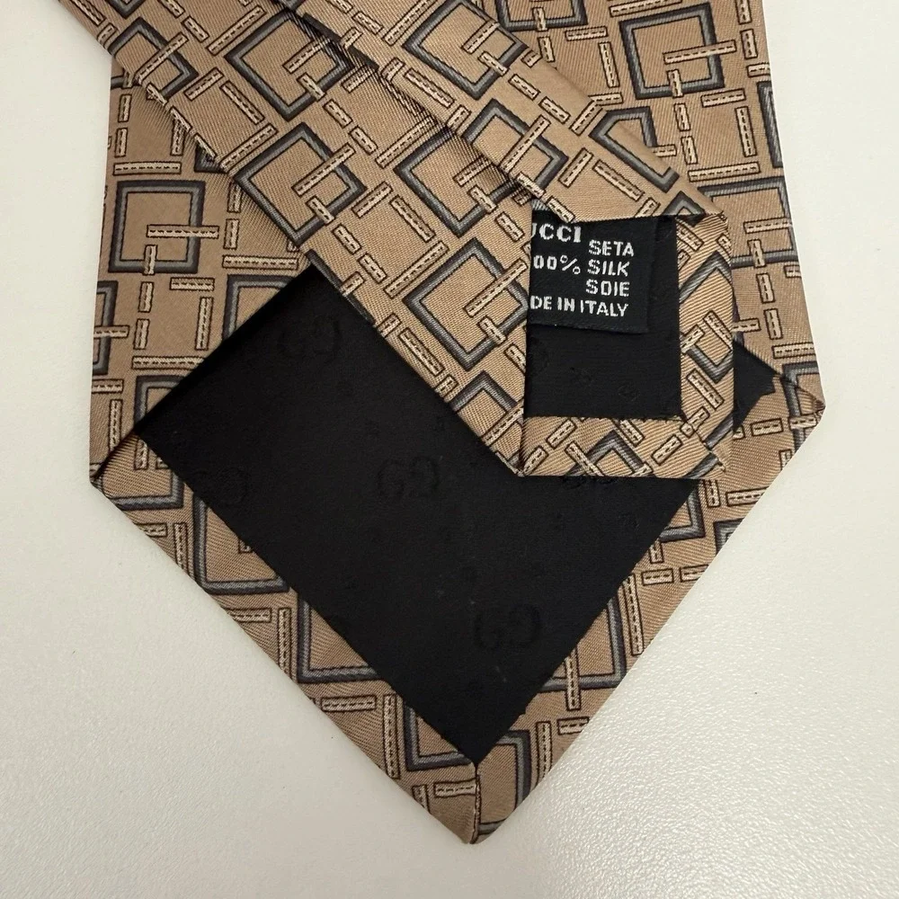 Gucci Men's Tie Geometric 